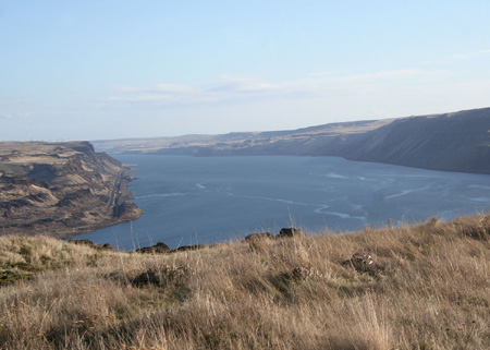 9045_over_the_edge_munsel